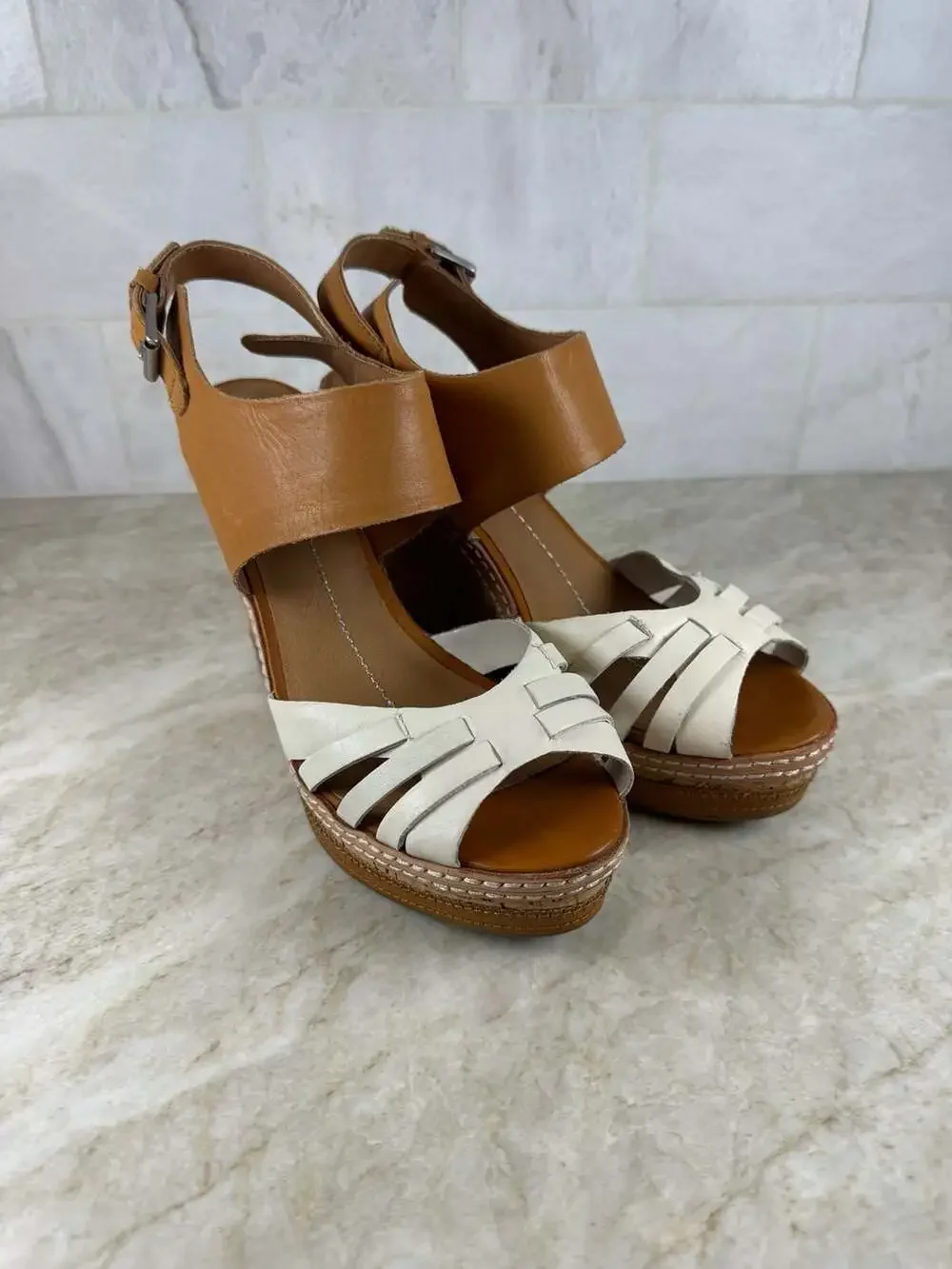 DV Dolce Vita Jaslyn Leather Cork Wedge Platform Sandals Tan White Womens 8.5